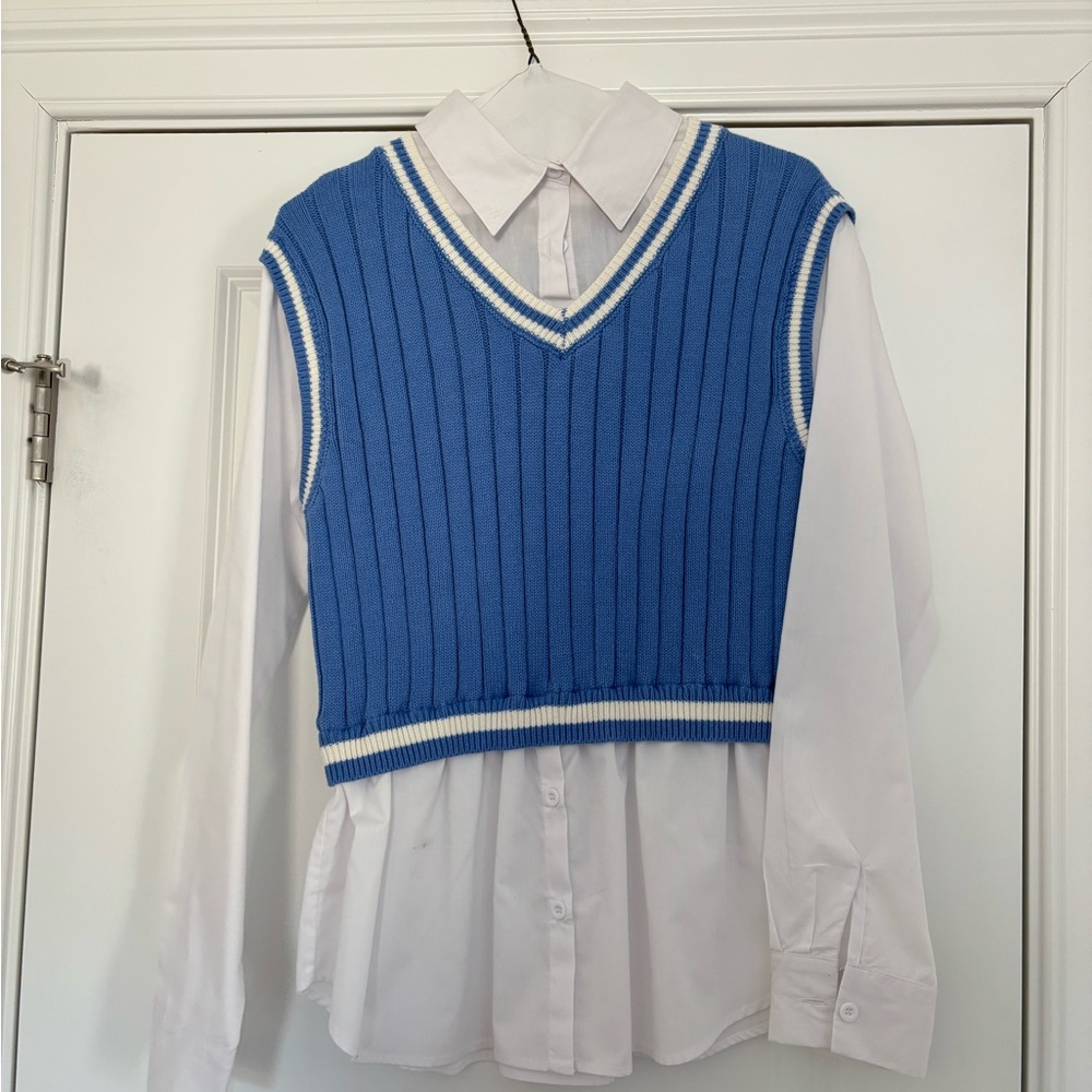 Blue Ribbed V-Neck Sleeveless Sweater Vest